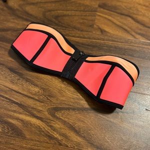 Strapless bandeau Triangl Swimwear neoprene bikini top